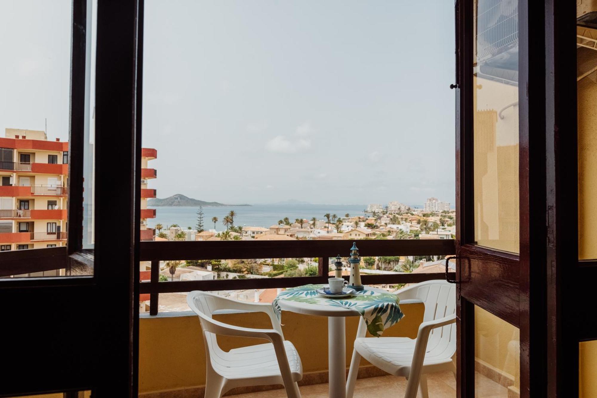 One-Bedroom Apartment Sea View Terrace
